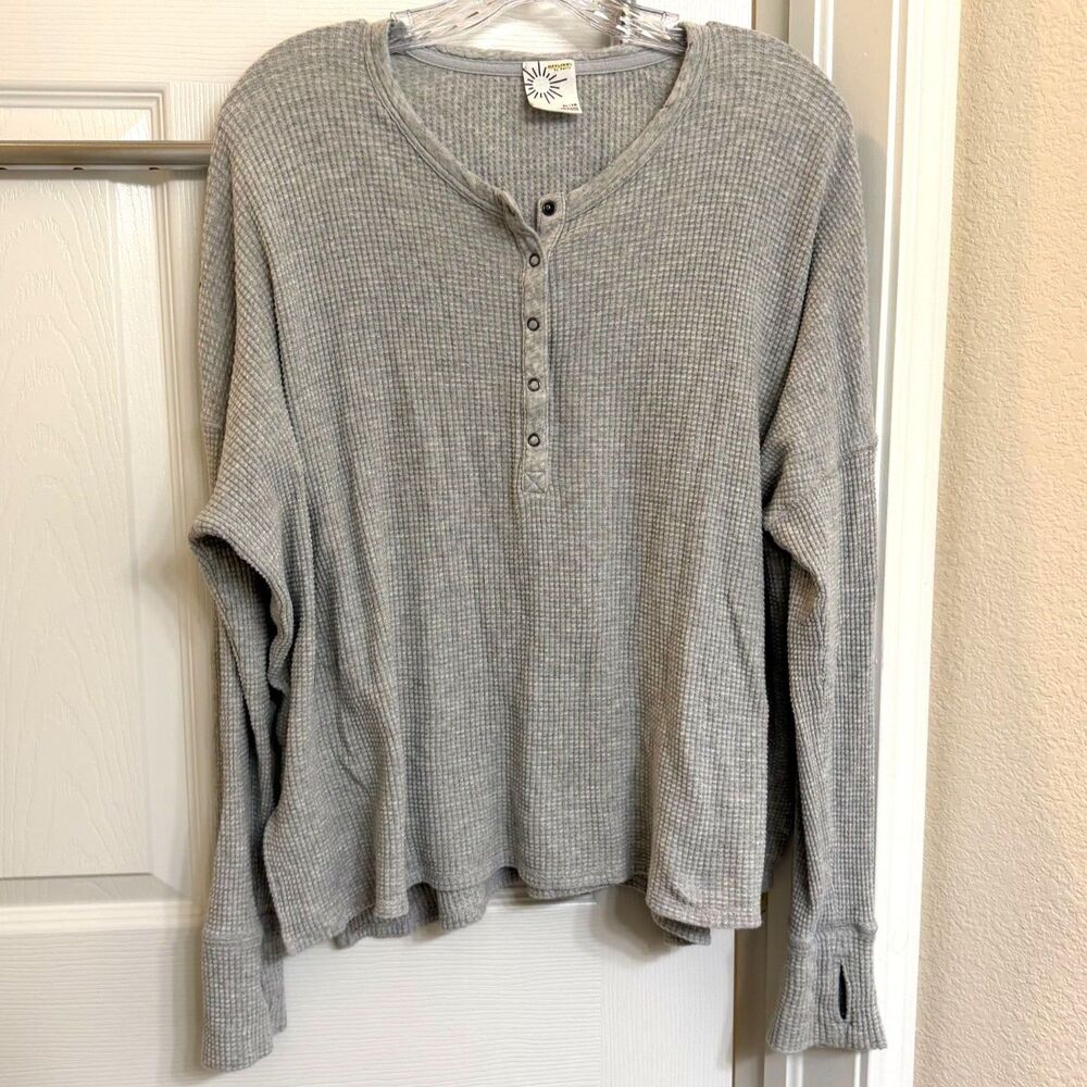 OFFLINE by Aerie Heathered Grey Waffle Knit Henley Top Size XL